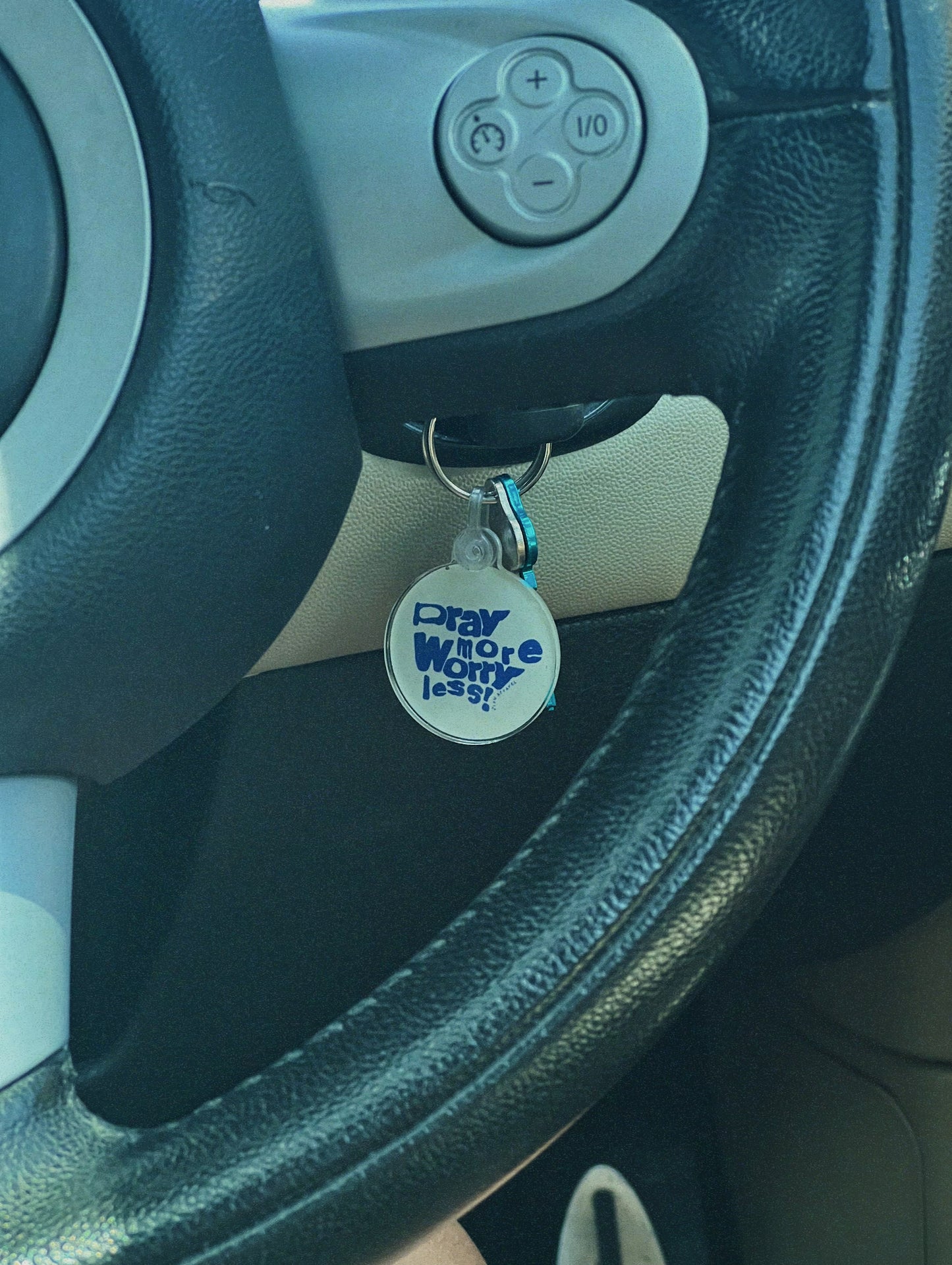 pray more worry less - keyring